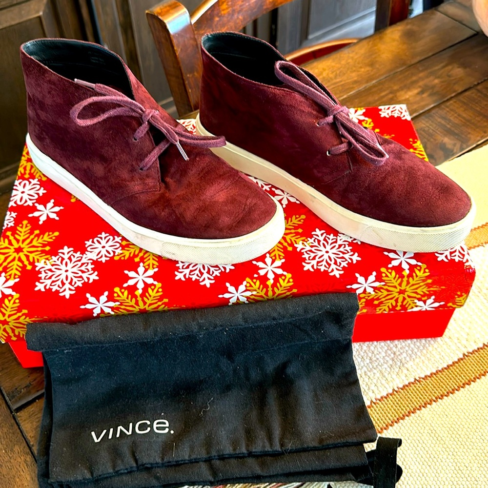 Vince Chelsea, Flint Shoe